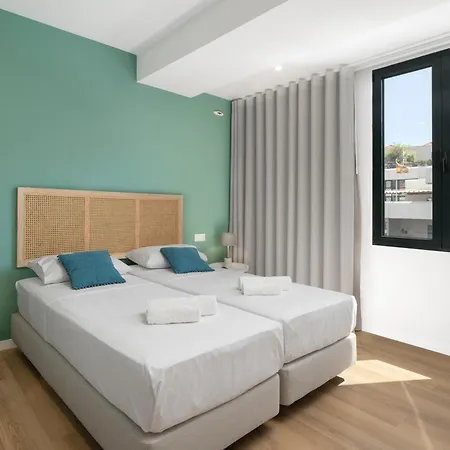 Atlantic Blue 2 - And With Garage Appartamento Funchal (Madeira)