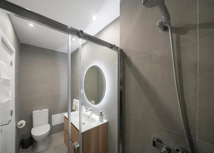 Atlantic Blue 2 - And With Garage Funchal (Madeira)